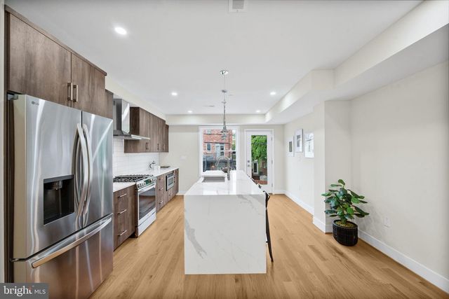615 MORTON PL NE, Washington, DC 20002