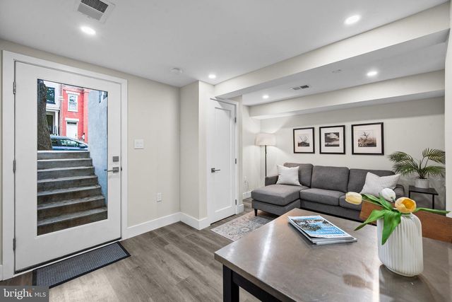 615 MORTON PL NE, Washington, DC 20002