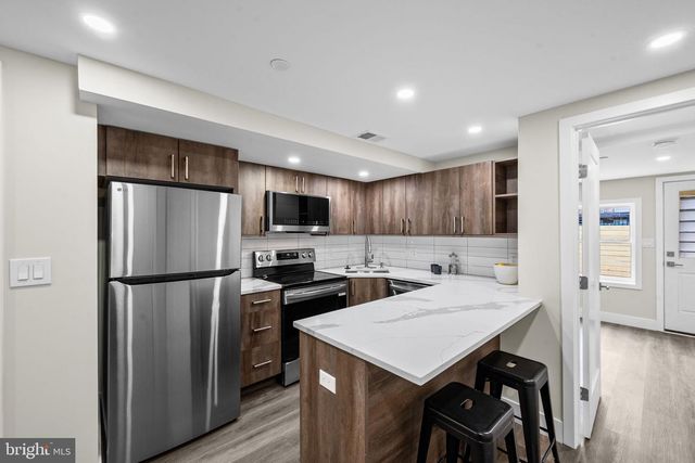 615 MORTON PL NE, Washington, DC 20002