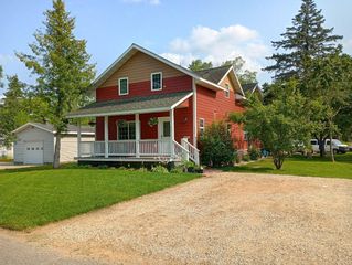 232 2nd Street NW, Menahga, MN 56464