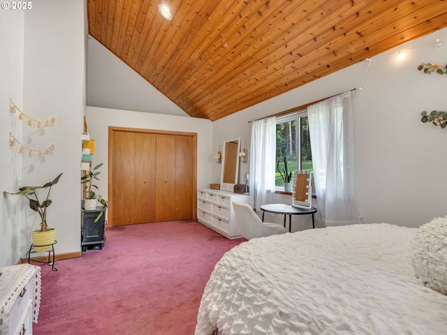 42274 ZIAK GNAT CREEK Ln, Astoria, OR 97103