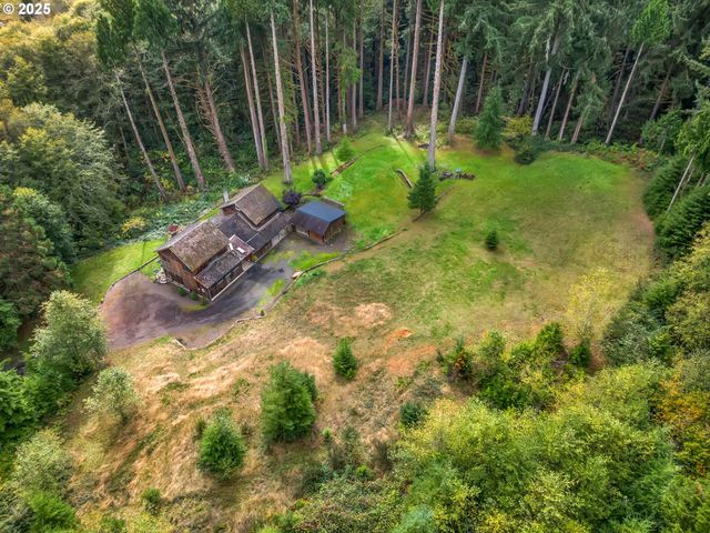 42274 ZIAK GNAT CREEK Ln, Astoria, OR 97103