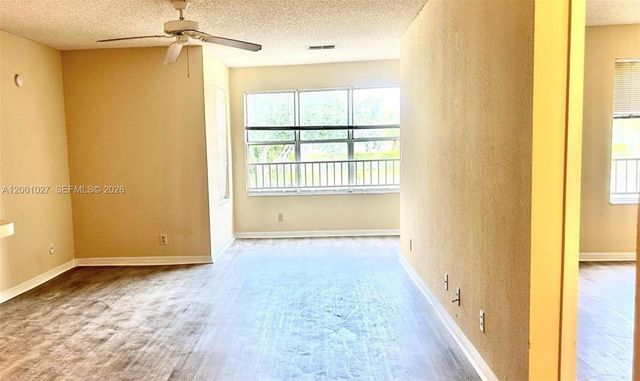 3310 N Pinewalk Drive N 1823, Margate, FL 33063