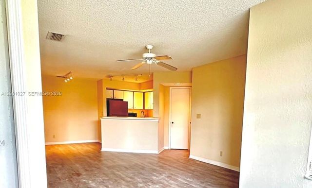 3310 N Pinewalk Drive N 1823, Margate, FL 33063
