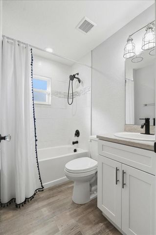 5662 TOWER PALMS LANE, Lakeland, FL 33811