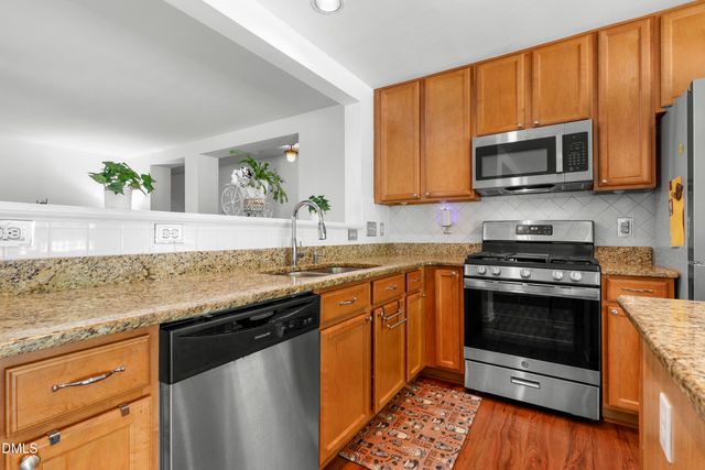 137 Georgetowne Drive, Clayton, NC 27520