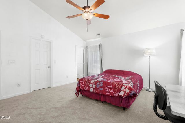 137 Georgetowne Drive, Clayton, NC 27520