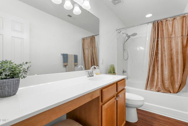 137 Georgetowne Drive, Clayton, NC 27520