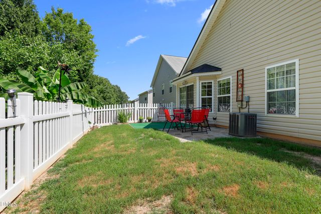 137 Georgetowne Drive, Clayton, NC 27520