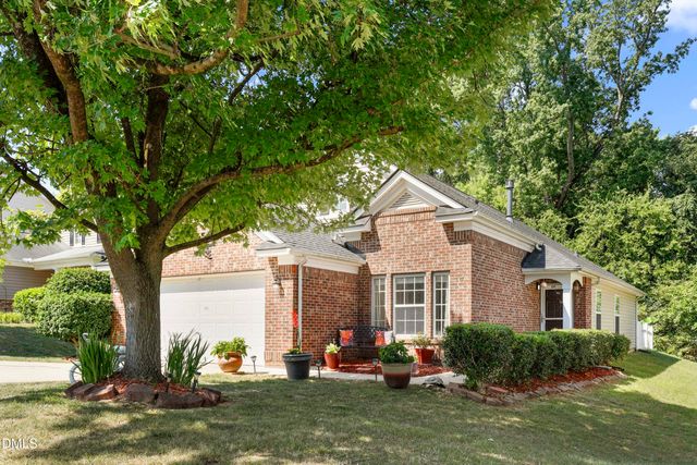 137 Georgetowne Drive, Clayton, NC 27520