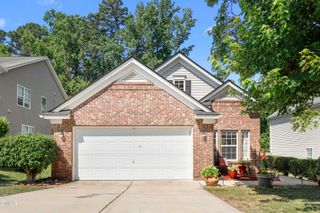 137 Georgetowne Drive, Clayton, NC 27520