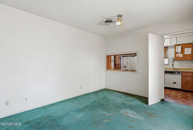 216 STRATUS Road, El Paso, TX 79912