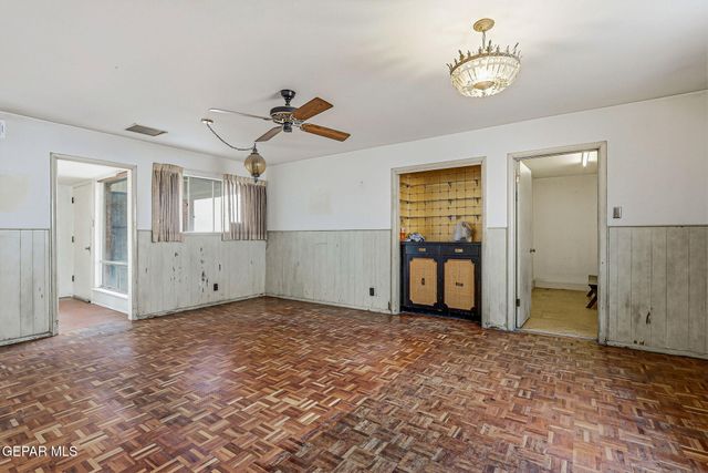 216 STRATUS Road, El Paso, TX 79912