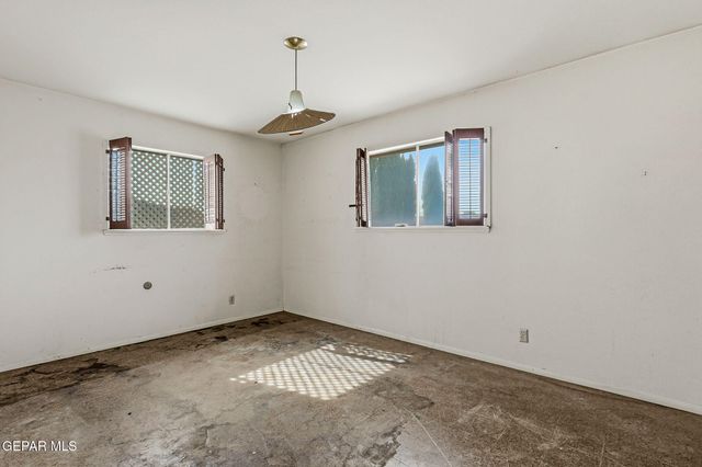 216 STRATUS Road, El Paso, TX 79912