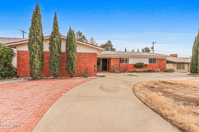 216 STRATUS Road, El Paso, TX 79912