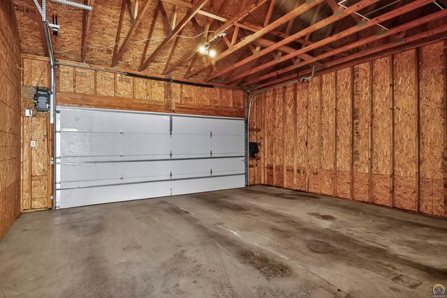 5507 SW Chapella St, Topeka, KS 66614