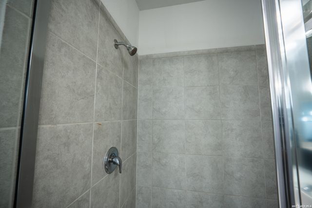 13302 BOTTOM LAND, St Hedwig, TX 78152