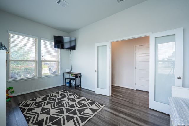 13302 BOTTOM LAND, St Hedwig, TX 78152