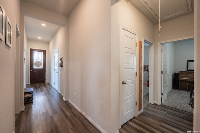13302 BOTTOM LAND, St Hedwig, TX 78152