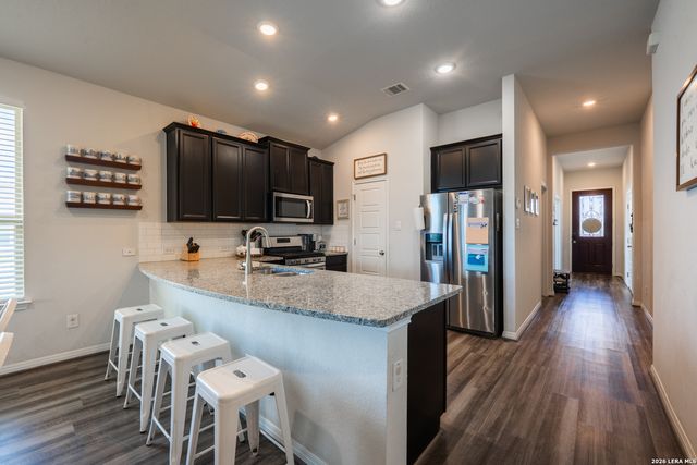 13302 BOTTOM LAND, St Hedwig, TX 78152