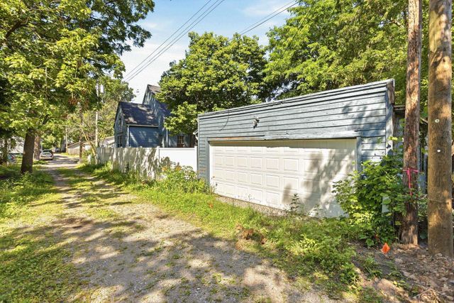 614 Madison Street, Saginaw, MI 48602