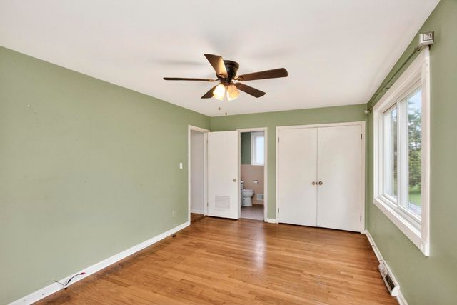 921 Azalea Dr, Columbia, TN 38401