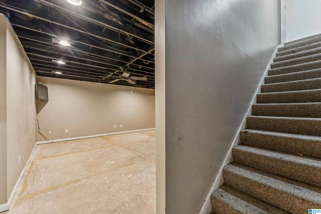 8441 BLUFF RIDGE ROAD, Bessemer, AL 35022