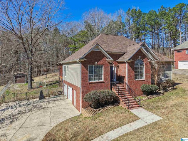 8441 BLUFF RIDGE ROAD, Bessemer, AL 35022
