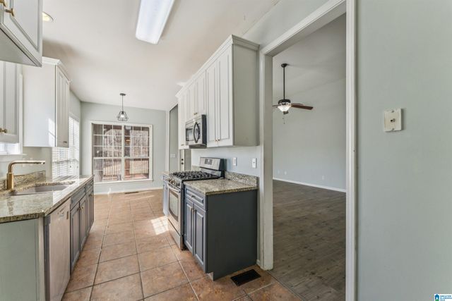 8441 BLUFF RIDGE ROAD, Bessemer, AL 35022