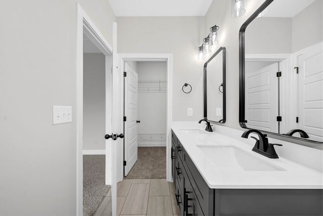 1072 Fox Dr, Joelton, TN 37080