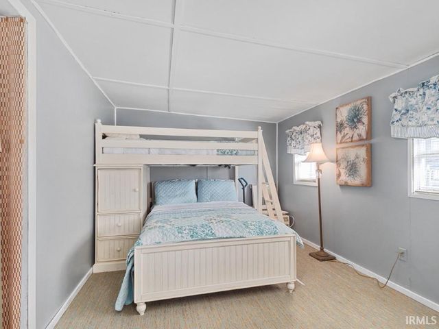 7070 S 080 E, Wolcottville, IN 46795