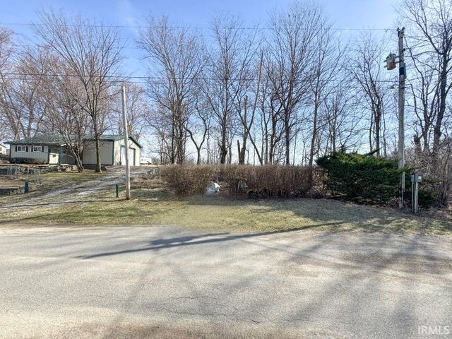 7070 S 080 E, Wolcottville, IN 46795