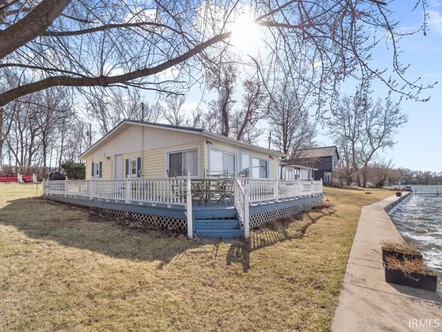 7070 S 080 E, Wolcottville, IN 46795