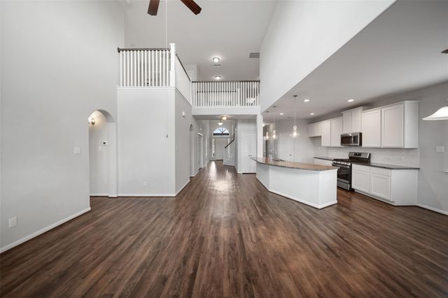 234 Ashley Way, Alvin, TX 77511