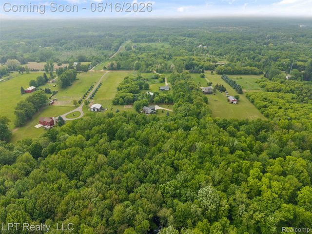 2588 E Jones Road, Deerfield Township, MI 48855