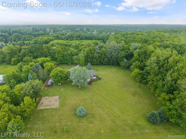 2588 E Jones Road, Deerfield Township, MI 48855
