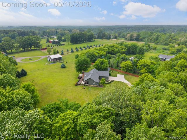 2588 E Jones Road, Deerfield Township, MI 48855