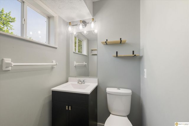 8308 S 49th Street, Omaha, NE 68157