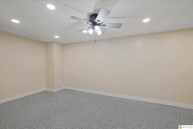 8308 S 49th Street, Omaha, NE 68157
