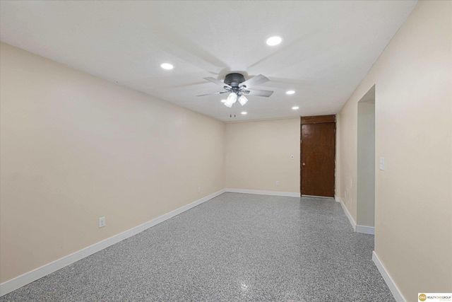 8308 S 49th Street, Omaha, NE 68157