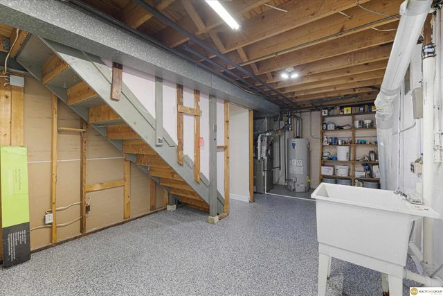 8308 S 49th Street, Omaha, NE 68157