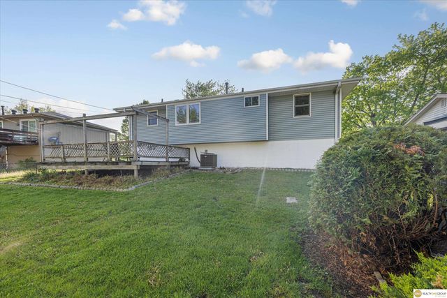 8308 S 49th Street, Omaha, NE 68157