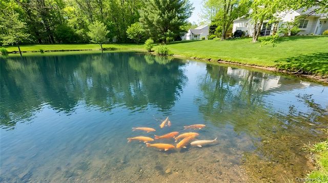 359 Colonial Circle 359, Manorville, NY 11949