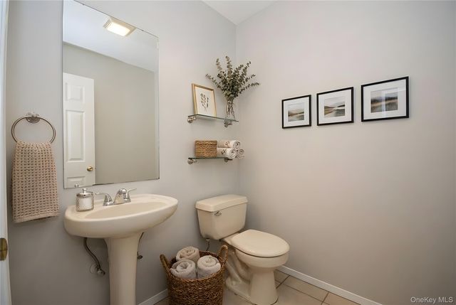 359 Colonial Circle 359, Manorville, NY 11949