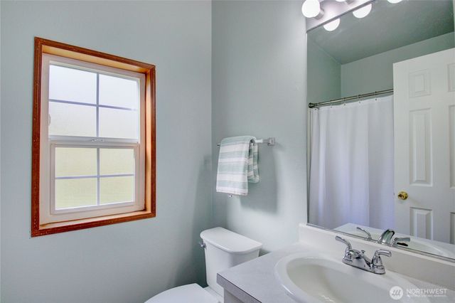 405 Alger Cain Lake Road, Sedro Woolley, WA 98284