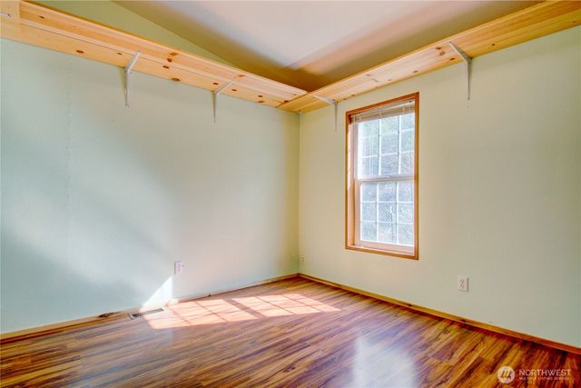 405 Alger Cain Lake Road, Sedro Woolley, WA 98284