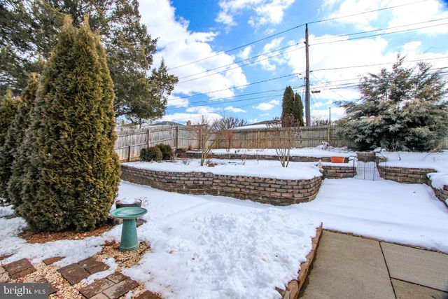 132 WORRAL DR, Newark, DE 19711