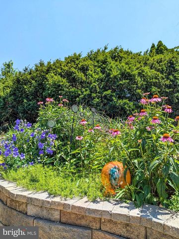 132 WORRAL DR, Newark, DE 19711