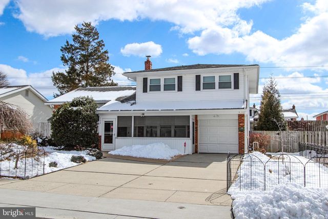 132 WORRAL DR, Newark, DE 19711