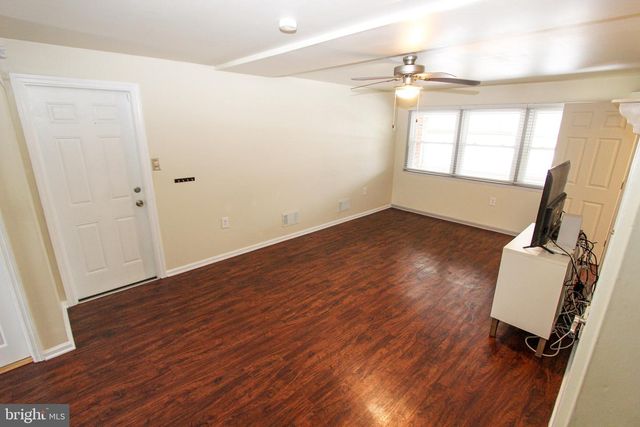 132 WORRAL DR, Newark, DE 19711